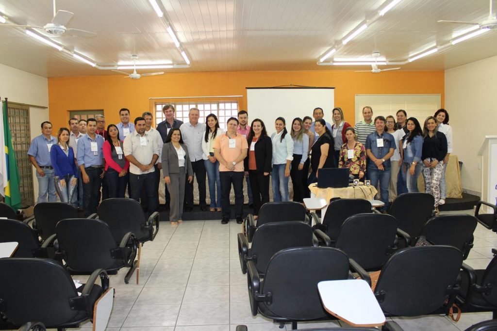 Prefeitura qualifica servidores visando mais eficiência e transparência nas compras e licitações