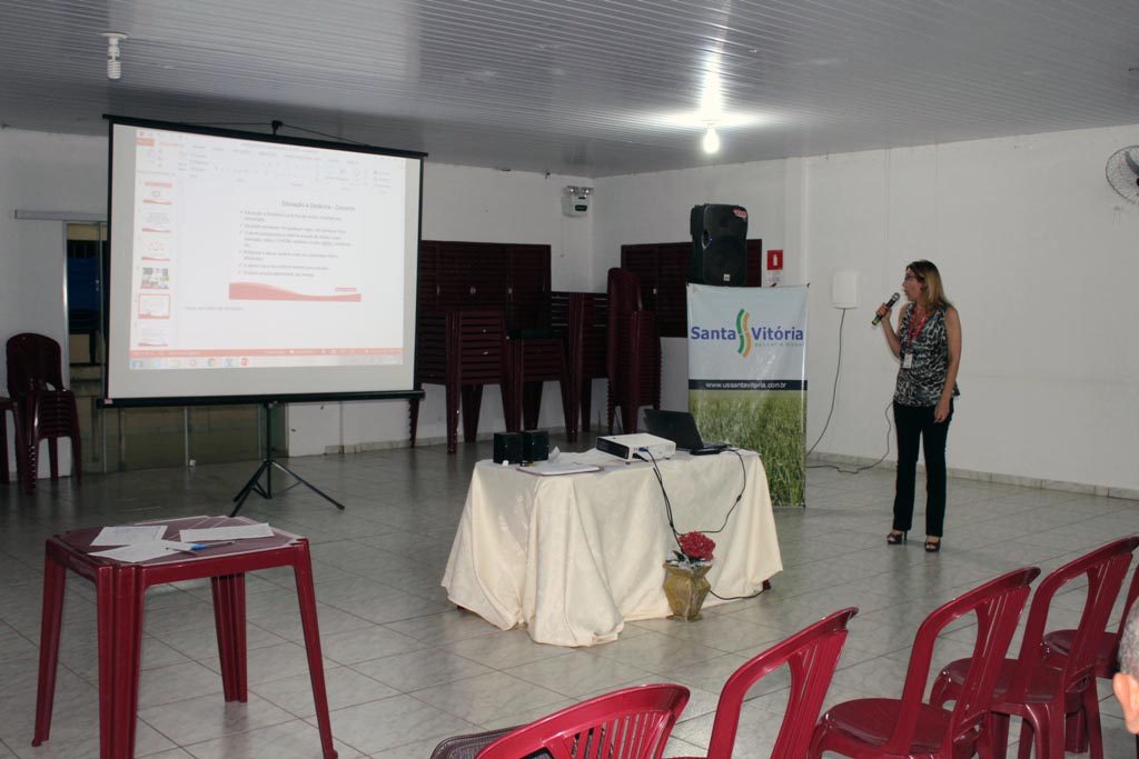 SVAA, Prefeitura e FIEMG SESI abrem mais uma turma da EJA em Santa Vitória