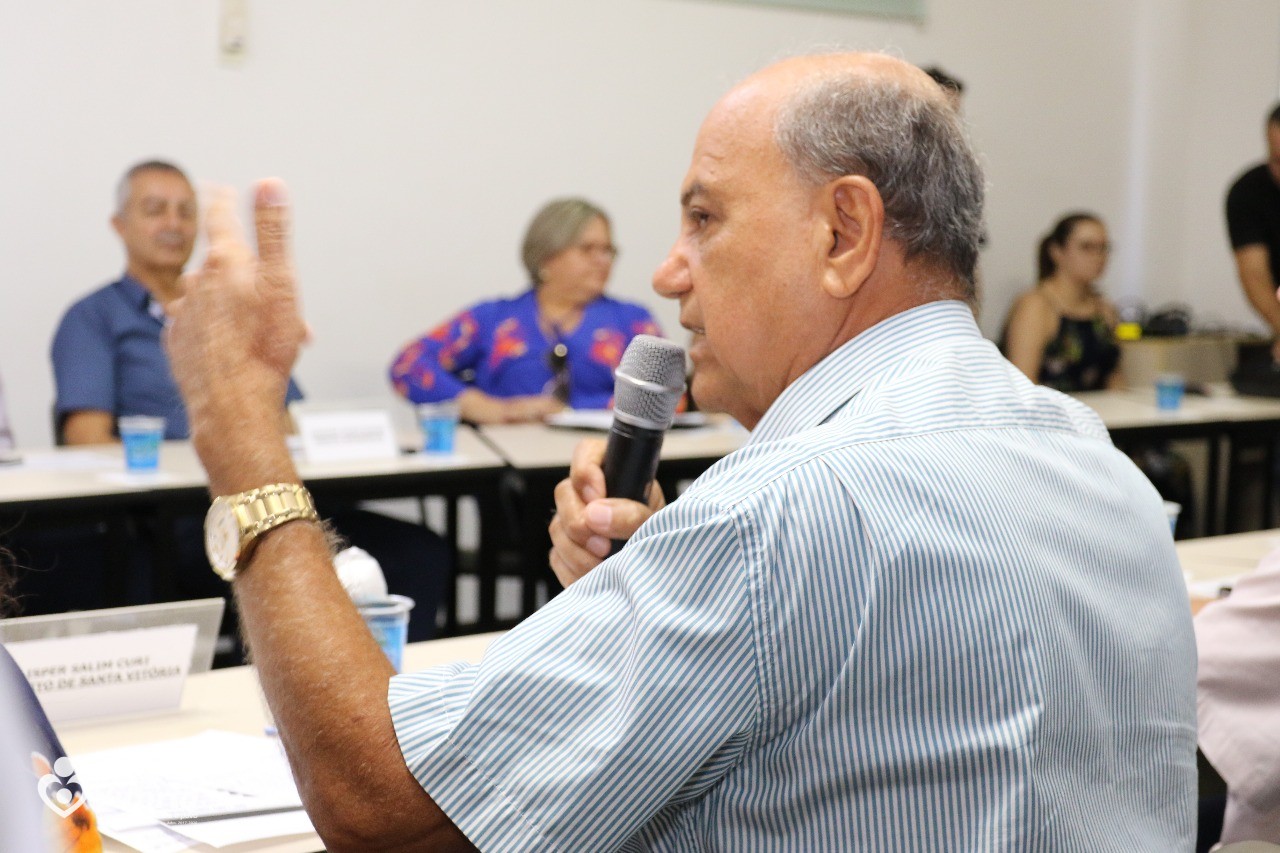 Em decisão unânime dos representantes das prefeituras as aulas na rede municipal são adiadas para março