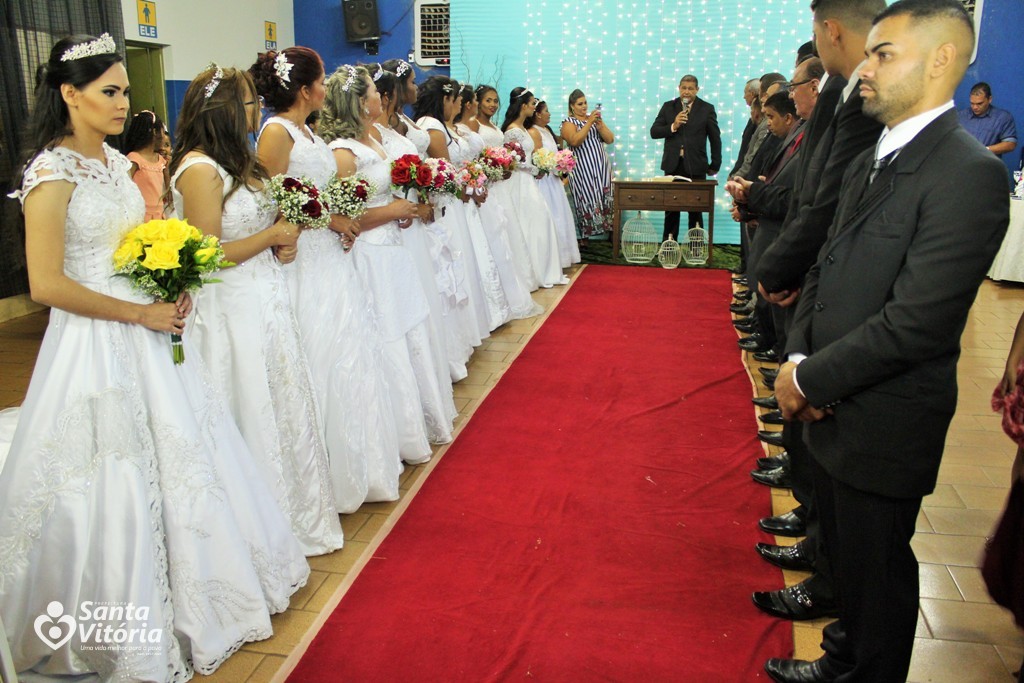 vestidos de casamentos comunitário simples
